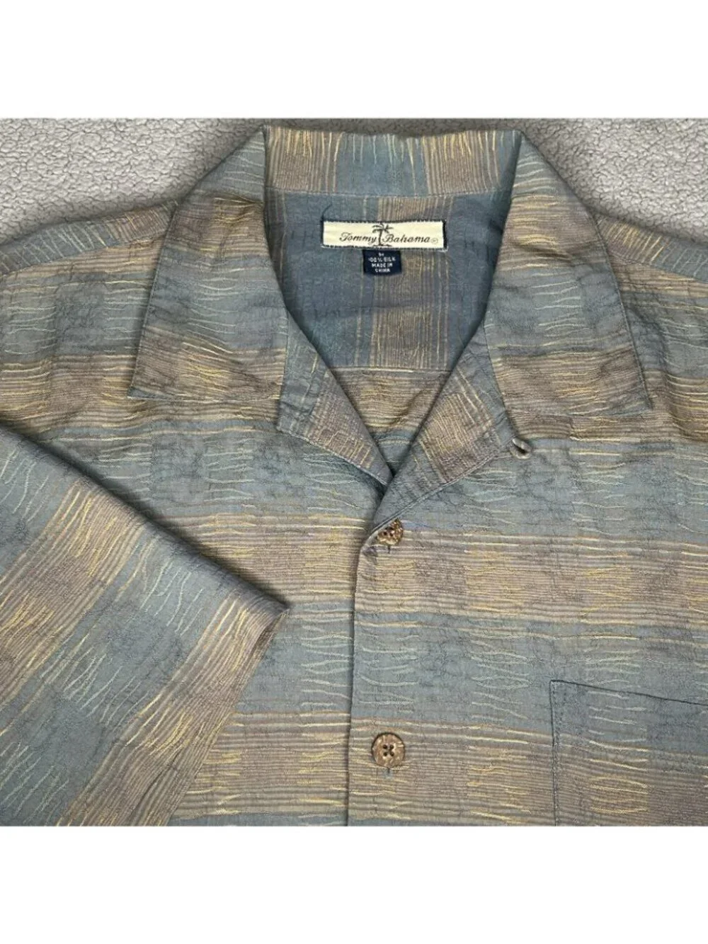 Tommy Bahama Shirt Mens M Blue Silk Textured Check Hawaiian Button Up Camp Aloha